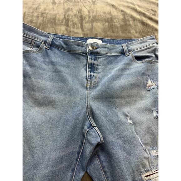 Lane‎ Bryant Straight Jeans Plus Size 20p Blue Stretch Distressed - Picture 3 of 8